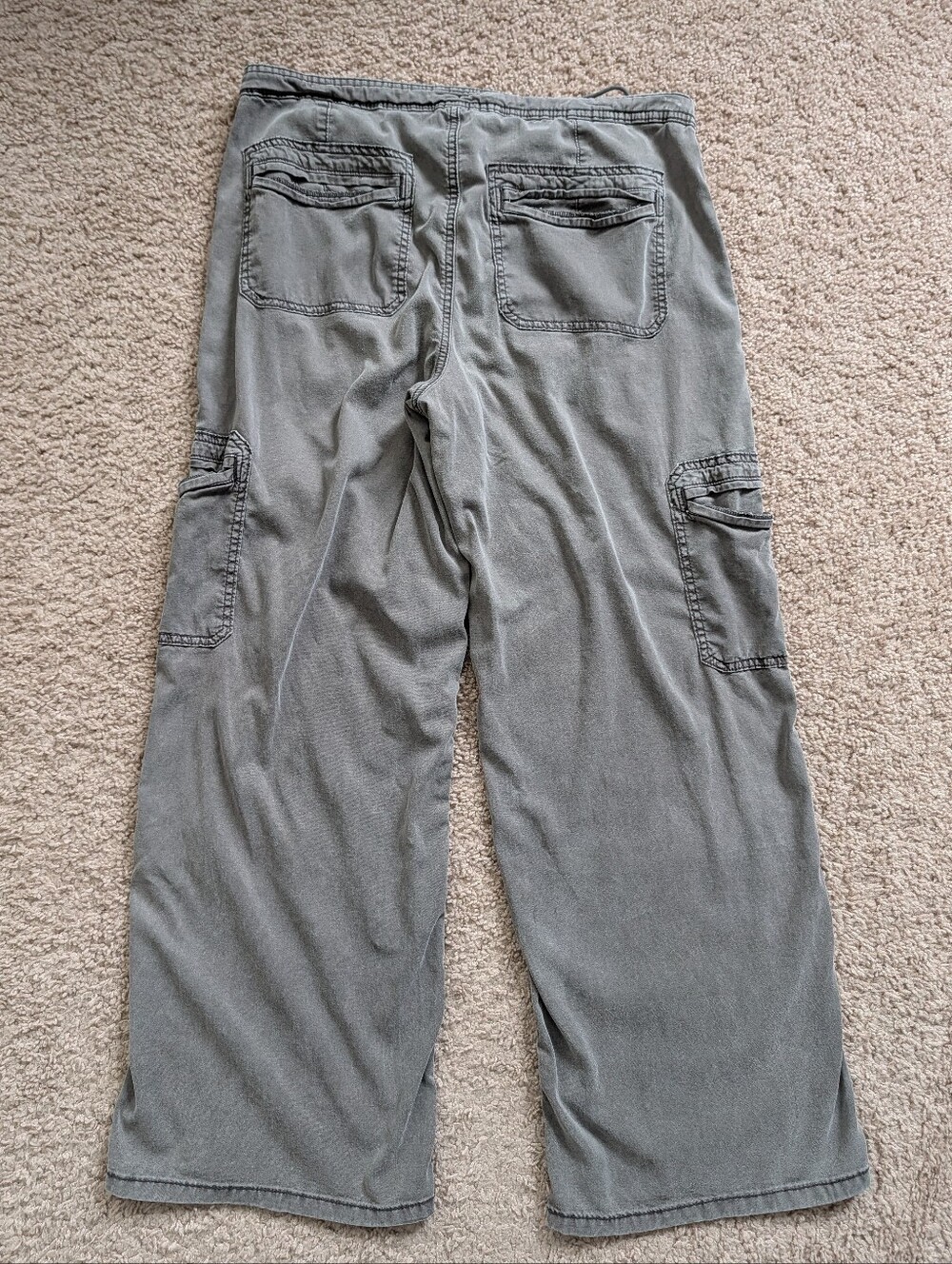 American Eagle Womens Haze Grey Dreamy High Waist Baggy Wide Leg Cargo Pant 12R - Picture 5 of 16